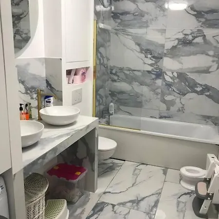 102 M2 A 10mn De La Defense *